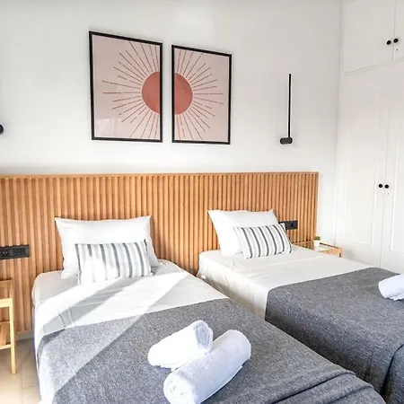 Апартаменты Relaxing Sea View Studio At Xenios Avlais Аликанас