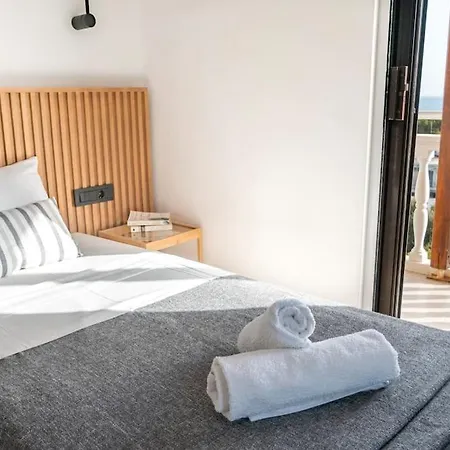 Relaxing Sea View Studio At Xenios Avlais Аликанас