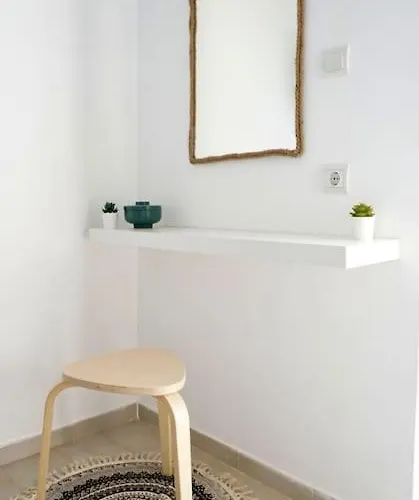 Relaxing Sea View Studio At Xenios Avlais Appartamento