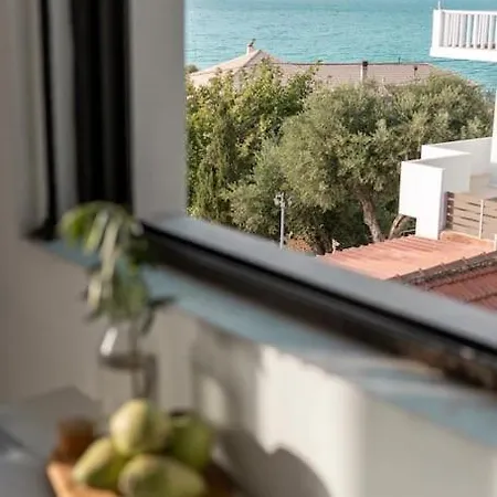 Relaxing Sea View Studio At Xenios Avlais