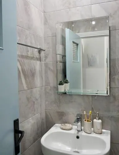 Relaxing Sea View Studio At Xenios Avlais Apartman *